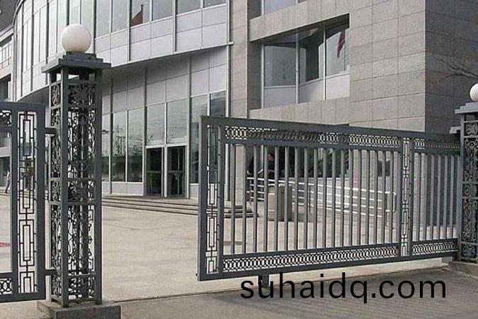 鐵藝(yi)製(zhi)作安裝(zhuang)